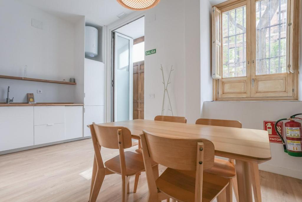 Modern Duplex-2Bedrooms 3Baths-Palacio 马德里 外观 照片