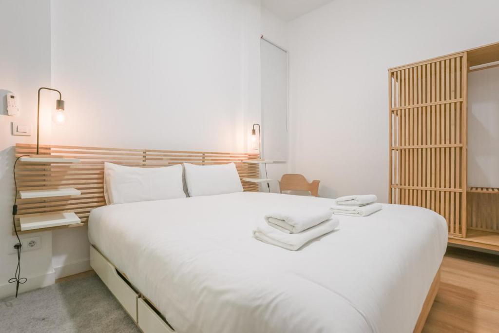 Modern Duplex-2Bedrooms 3Baths-Palacio 马德里 外观 照片
